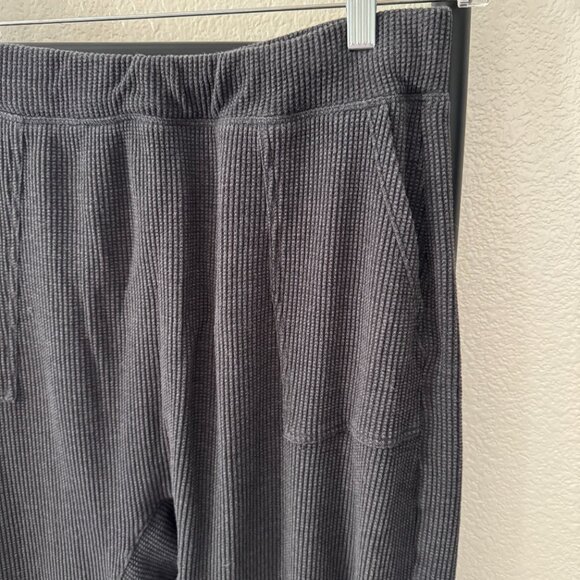 LUNYA Restore Thermal Waffle Knit Draped Lounge Joggers Size XL - Picture 6 of 9